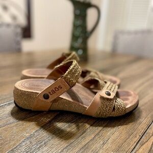 Taos Sandals Women’s Size 6-6.5 Trulie Camel Slingback Strappy Leather Braided